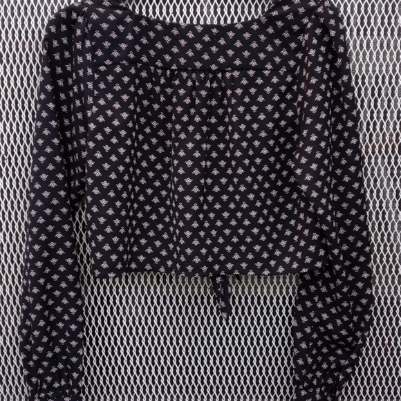 Urban Outfitters Blouse Size S-P - Picture 4 of 10